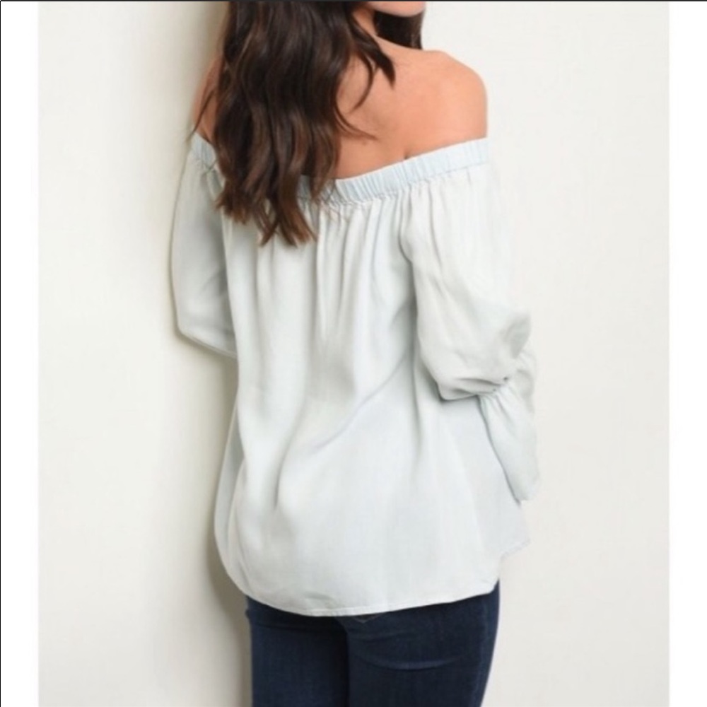 NWT. Boho off shoulder top - Picture 1 of 2